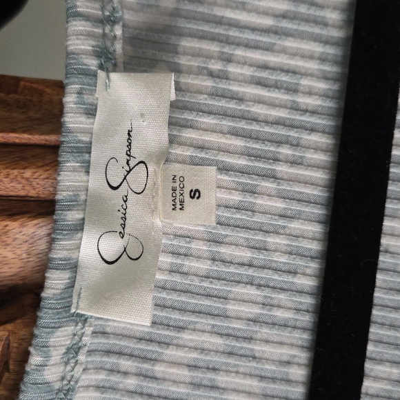 Jessica Simpson Light Green And White Print Dress - Picture 4 of 6